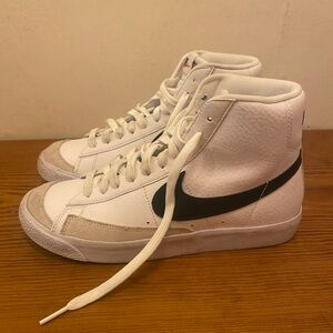Nike Blazer Mid 77 Hightops